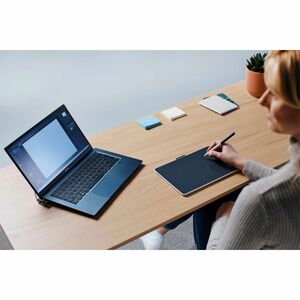 Wacom One pen tablet Medium