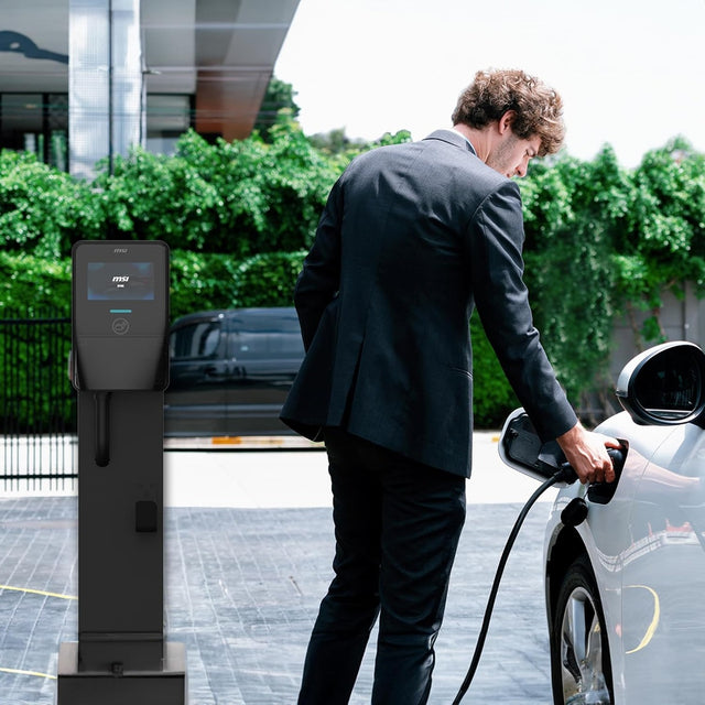MSI Smart EV Charger EV Premium V2, Single Phase 32A, 7.4KW ,5M Type 2 Charging gun, 7" IPS, IP55 (Charger) / IP67 (charging gun)