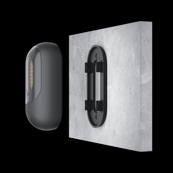 Ubiquiti UniFi Smart Flood Light, Unifi Protect Ready, Long Distance Motion Sensor, 550 Lumens, IPX5 Waterproof Housing, PoE (802.3 af), 2Yr Warr