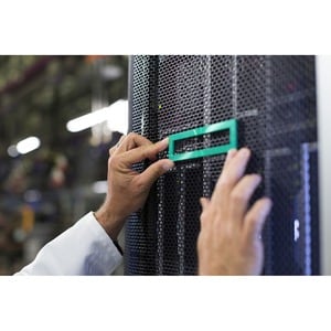 STOK HPE StoreEasy 1660 4LFF Mid Drive Cage