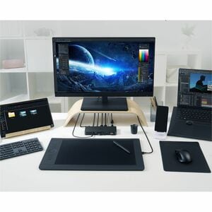 ASUS Triple 4K Thunderbolt 4 Dock DC500 12-in-1 HDMI 2.1 USB-C PD 96w RJ45 USB-A Audio jack SD Card Reader BLACK 150w